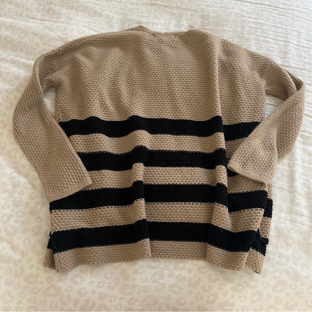 Forever 21 Tan & Black Striped Cardigan - Picture 3 of 5